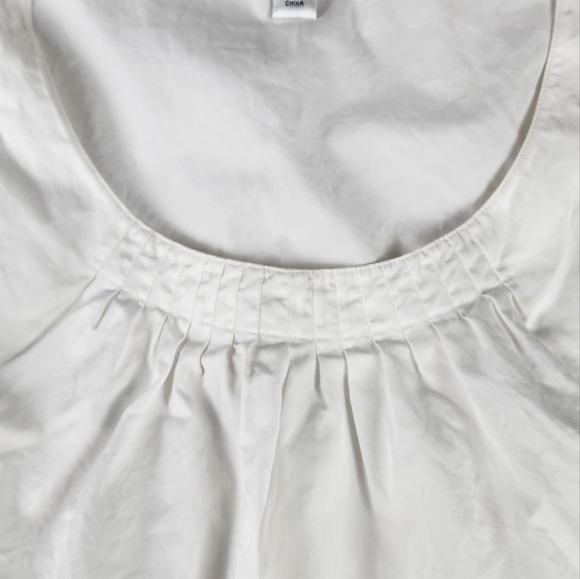 Talbots Petites Sleeveless Top Pleated Scoop Neck Tank Blouse Cream 12P Cotton - Picture 4 of 10